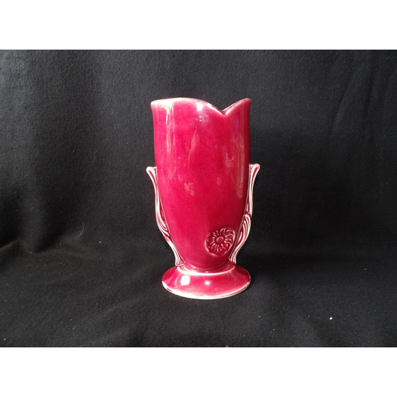 Red Ceramic Flower Design Home Decor Vase 1940's - Picture 5 of 7